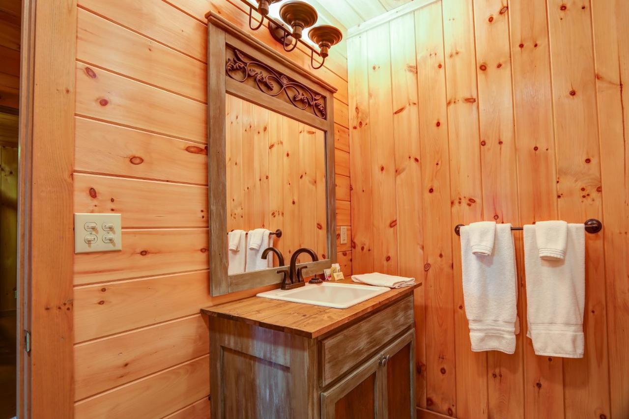 Bear Naked Bungalow Blue Ridge Exterior foto